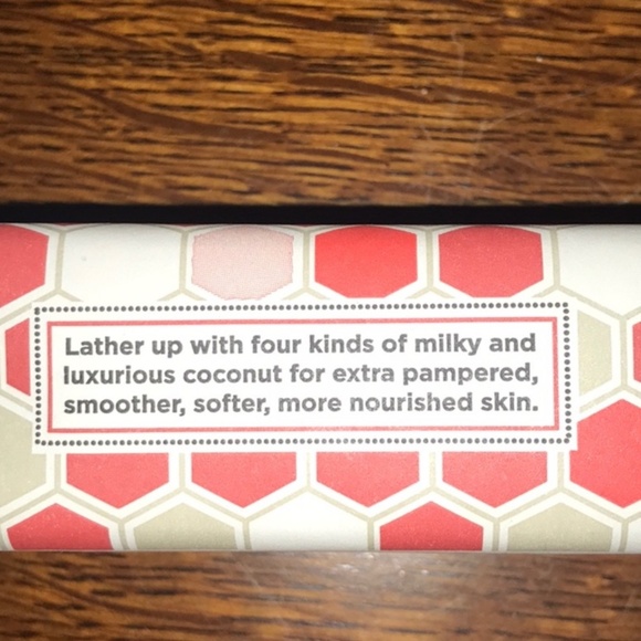 Perfectly Posh~Honey Berry~So Soapy bath bar ~New and Sealed - Picture 5 of 6